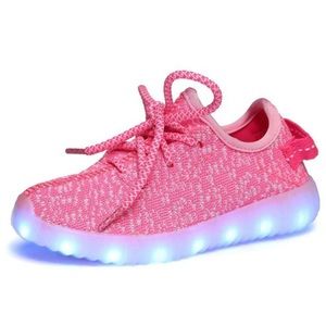 Slick kicks girls light up brand new w/B